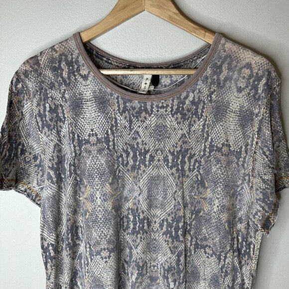 Free People We the Free Python Printed Tshirt Womens Gray Short Sleeve Snake PS - Picture 2 of 9